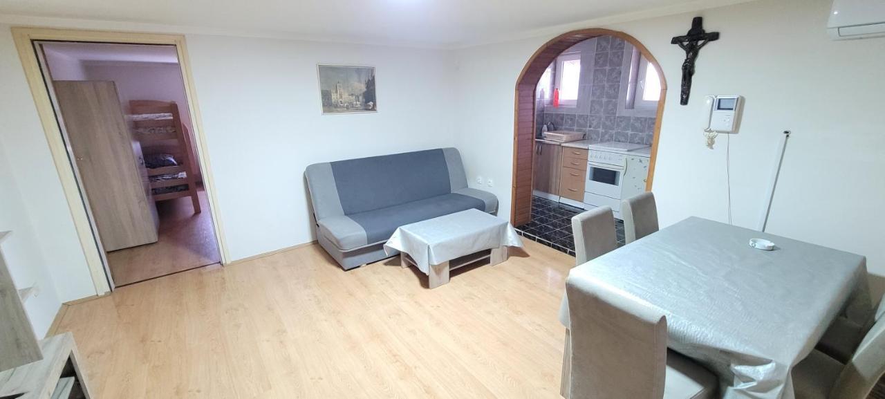Apartman Progresso Валево Екстериор снимка